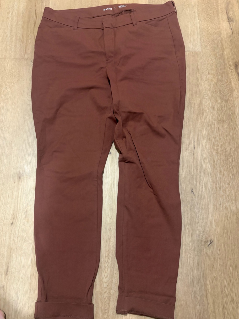 Women’s Old Navy Pixie Skinny Pants
